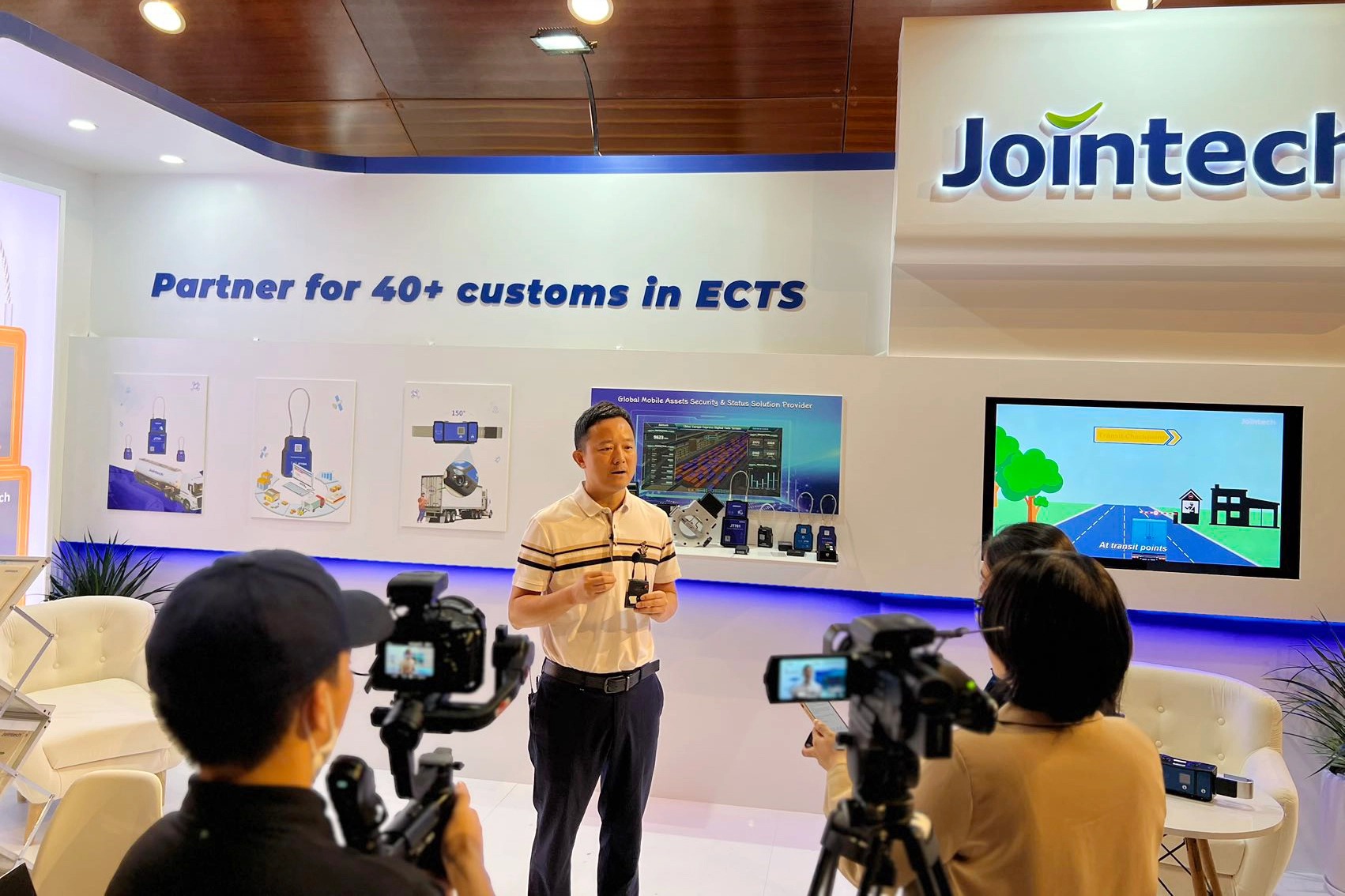 Dernière affaire concernant JOINTECH & Vietnam Customs: Co-Creating a Nationwide Smart Supervision Network for In-Transit Cargo
